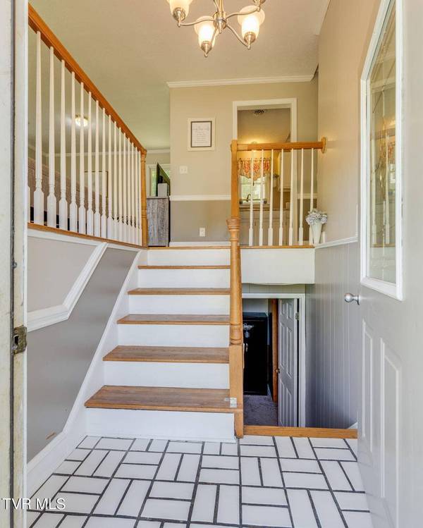 2250 High ST, Bristol, VA 24201