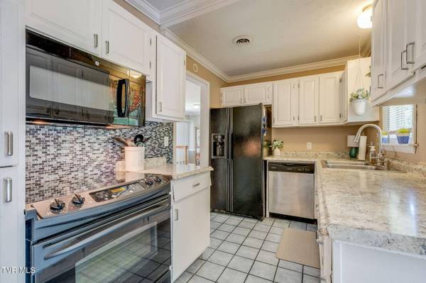 2250 High ST, Bristol, VA 24201