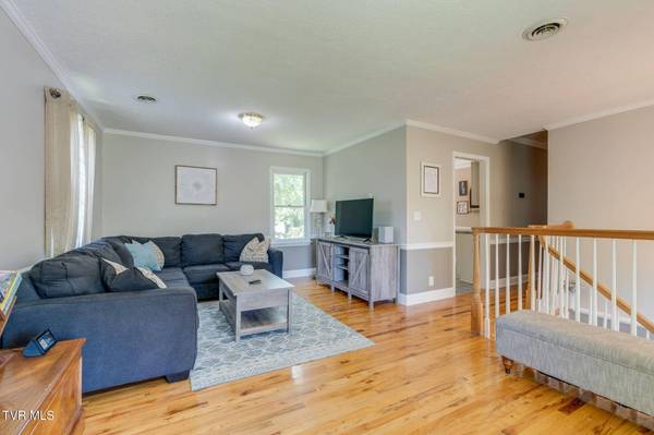 2250 High ST, Bristol, VA 24201