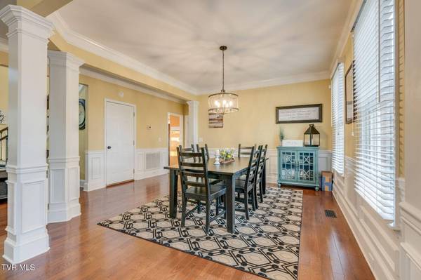 5500 Shawnee DR, Kingsport, TN 37664