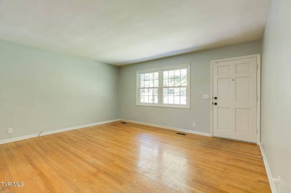 4511 Grace DR, Kingsport, TN 37664