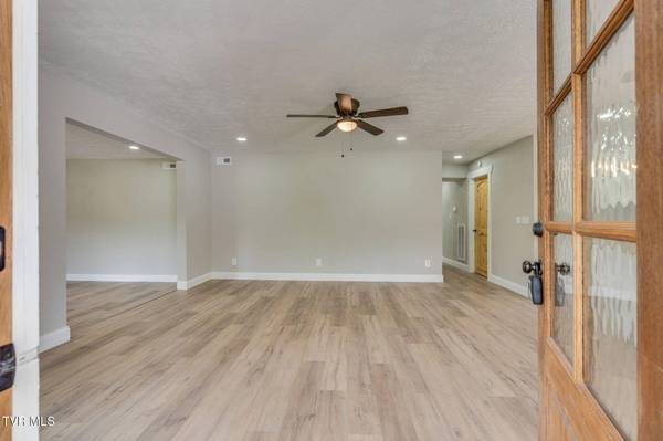 247 Holston Terrace DR, Rogersville, TN 37857