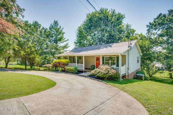 409 Birdie DR, Rogersville, TN 37857