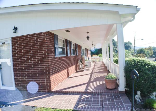 213 Russell DR, Rogersville, TN 37857