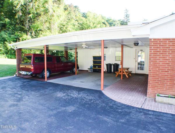 213 Russell DR, Rogersville, TN 37857