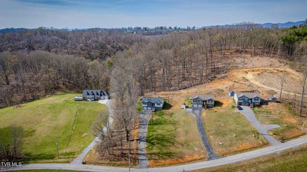 861 Cedar Branch RD, Kingsport, TN 37664