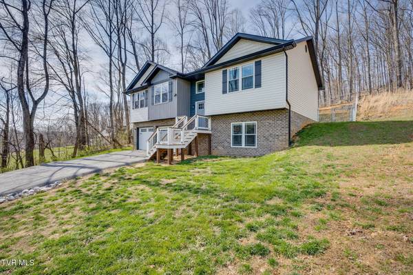 861 Cedar Branch RD, Kingsport, TN 37664