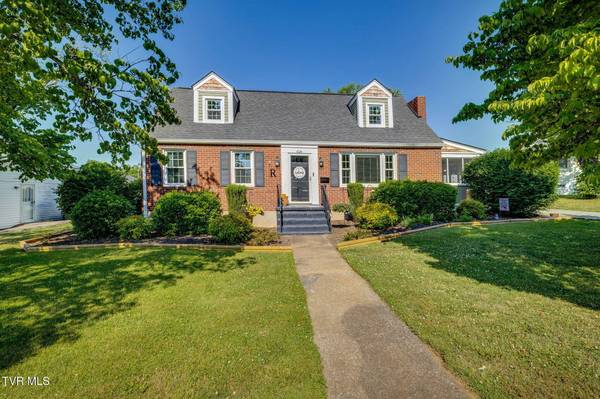 824 Fairmont AVE, Kingsport, TN 37660
