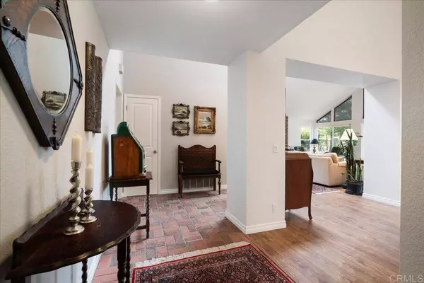 1981 Lemonwood LN, Vista, CA 92081