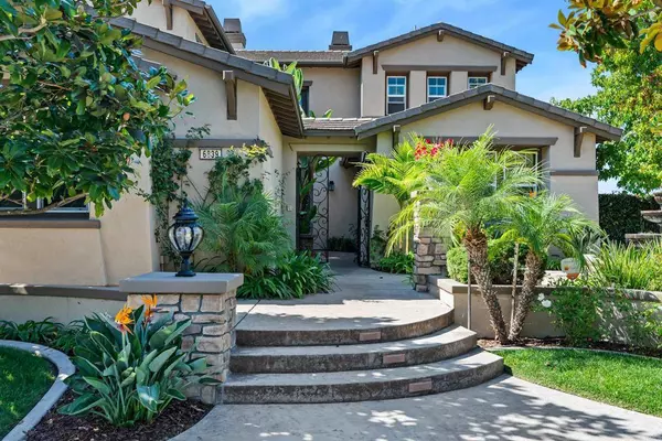 6839 Helenite PL, Carlsbad, CA 92009