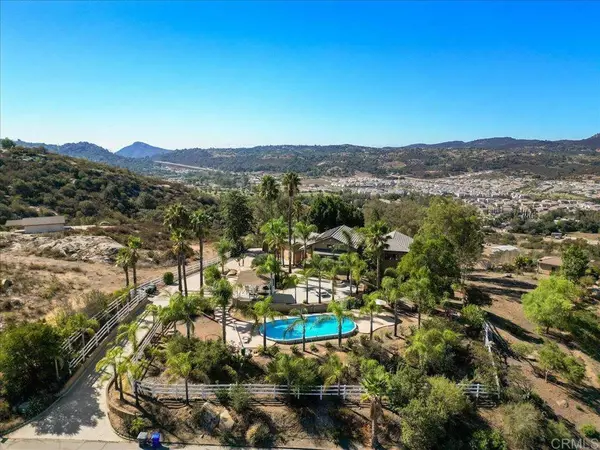 14015 Calle De Vista, Valley Center, CA 92082