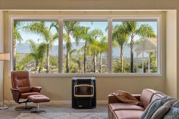 14015 Calle De Vista, Valley Center, CA 92082