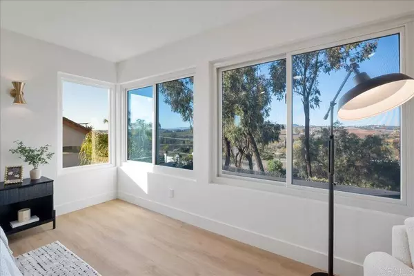 5842 Ranch View RD, Oceanside, CA 92057