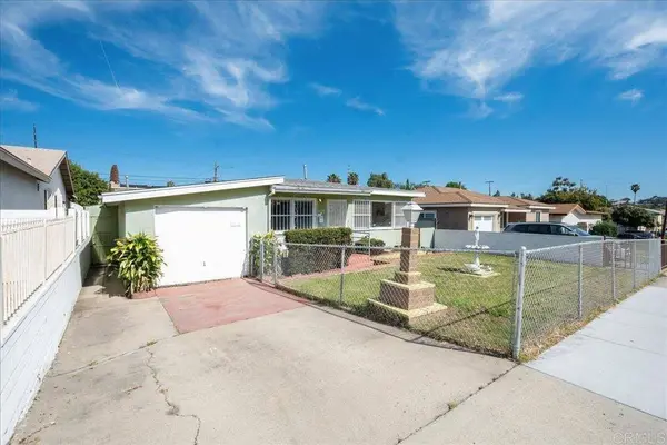 4176 Epsilon ST, San Diego, CA 92113