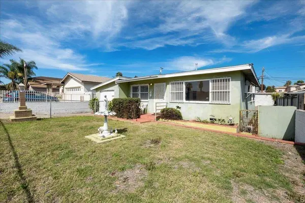 4176 Epsilon ST, San Diego, CA 92113