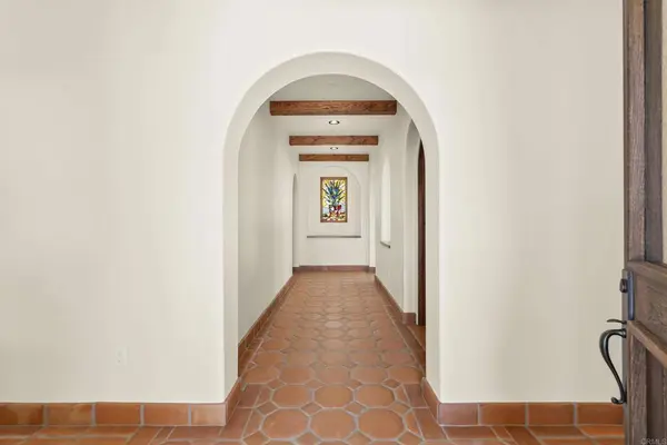 2525 Date Palm CT, Vista, CA 92084