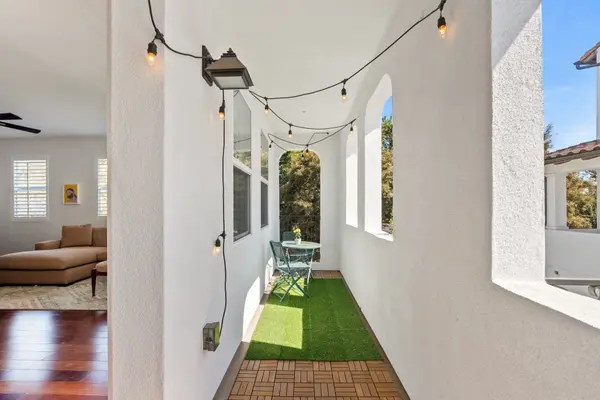 1879 Black Mustard Ln, Carlsbad, CA 92011-4089