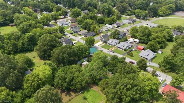 503 Reid ST, Thomasville, NC 27360