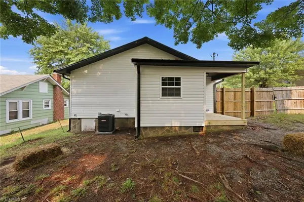 503 Reid ST, Thomasville, NC 27360