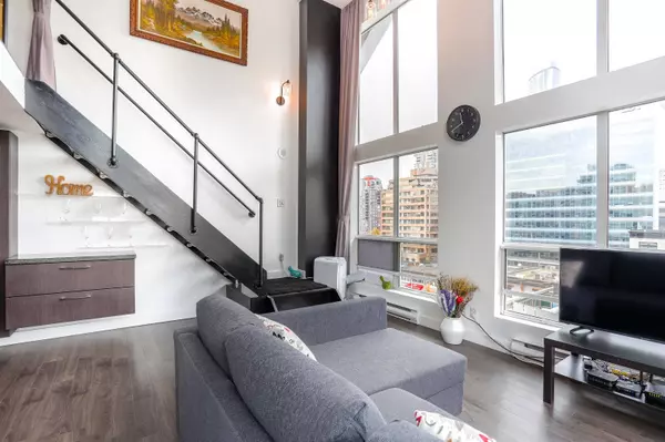 933 Seymour ST #601, Vancouver, BC V6B 6L6