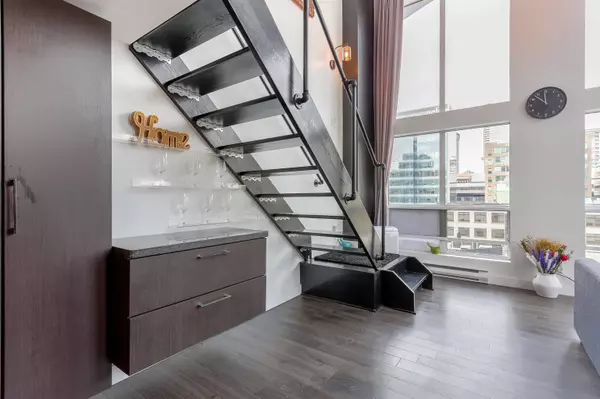933 Seymour ST #601, Vancouver, BC V6B 6L6