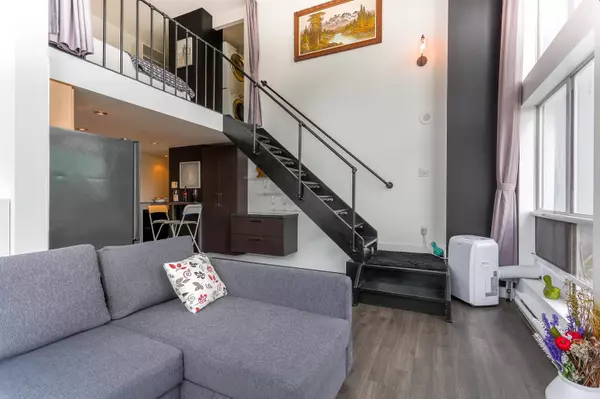 933 Seymour ST #601, Vancouver, BC V6B 6L6