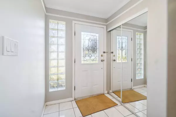 362 E 56th AVE, Vancouver, BC V5X 1R3