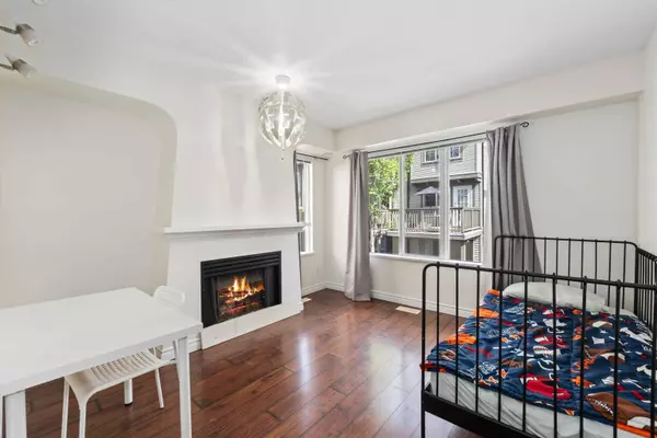 8775 161 ST #97, Surrey, BC V4N 5G3