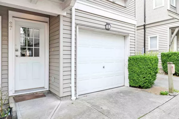 8775 161 ST #97, Surrey, BC V4N 5G3