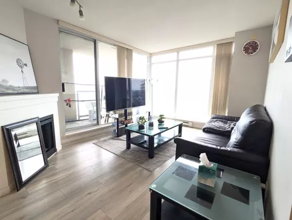 2133 Douglas RD #2009, Burnaby, BC V5C 0E9