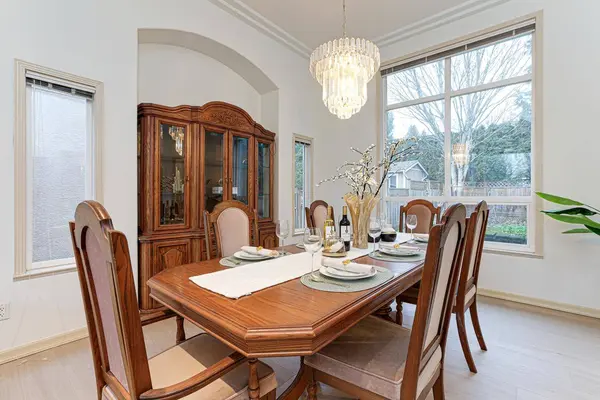 17079 57 AVE, Surrey, BC V3S 8M9