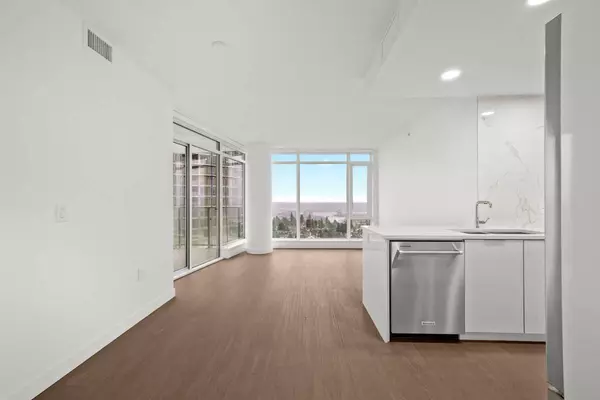 7769 Park Crescent, Burnaby, BC V3N 0J7