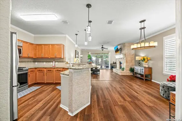 12607 LOTUS RDG, San Antonio, TX 78253