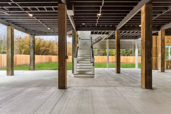 Bay St. Louis, MS 39520,100 Blue Ridge Court