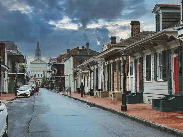 Southeast Louisiana: What Are the Best Strategies for Spring Offers?