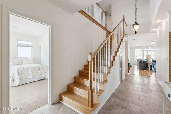 104 Poplar Point, Pass Christian, MS 39571