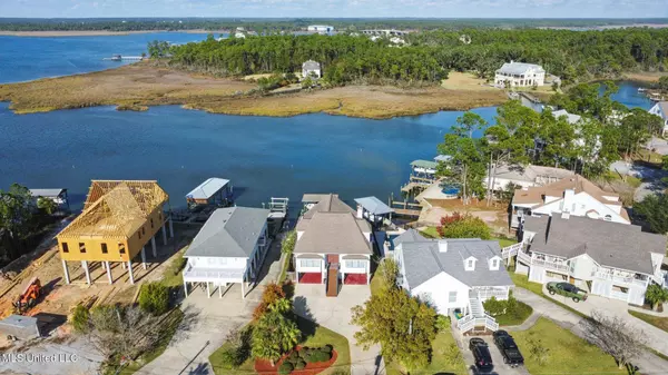 104 Poplar Point, Pass Christian, MS 39571