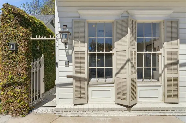 5817 CHESTNUT ST, New Orleans, LA 70115