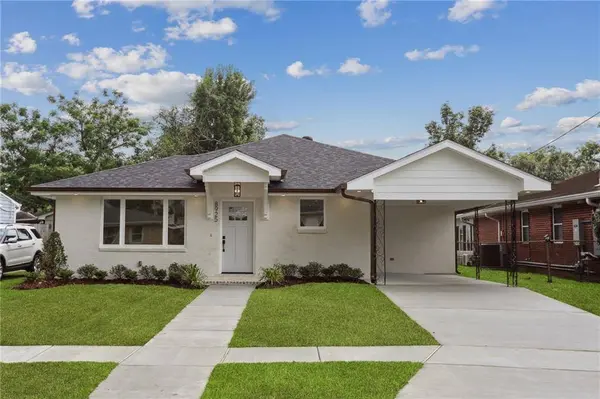 8925 RENSU DR, River Ridge, LA 70123