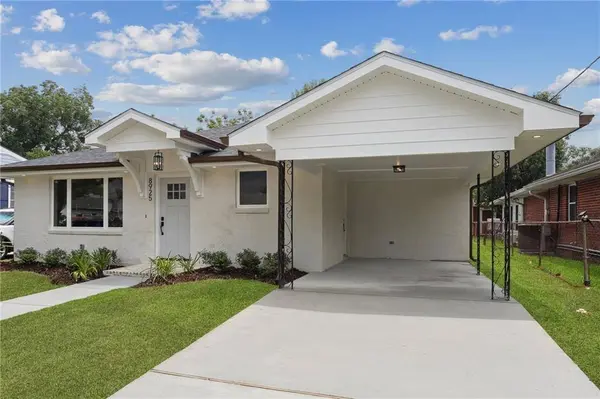 8925 RENSU DR, River Ridge, LA 70123