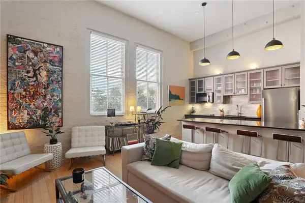 448 JULIA ST #208, New Orleans, LA 70130