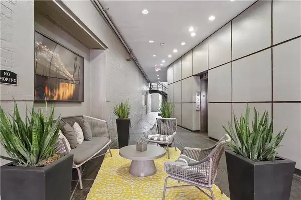 448 JULIA ST #208, New Orleans, LA 70130