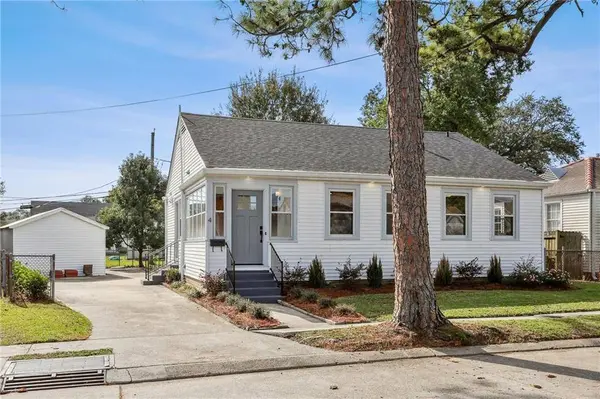 4 SONIA PL, Jefferson, LA 70121