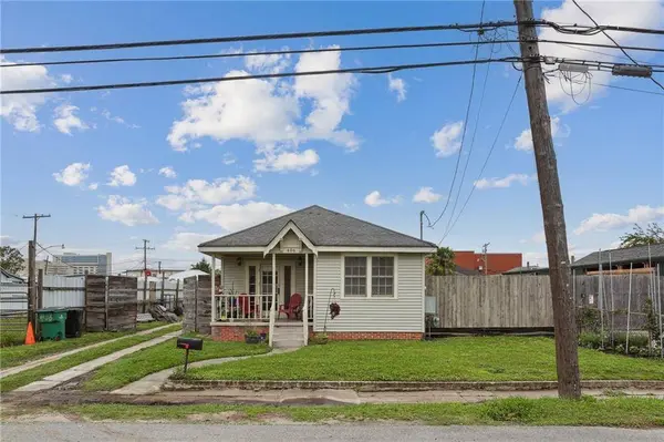 406 IRIS AVE, Jefferson, LA 70121