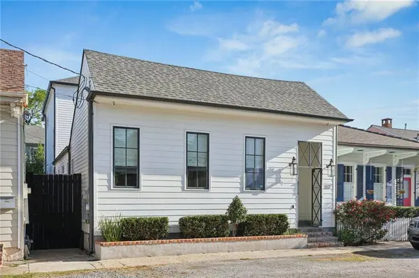 5117 ANNUNCIATION ST, New Orleans, LA 70115