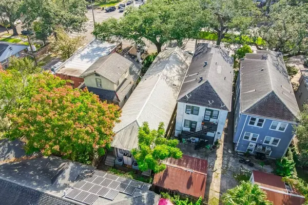 2728 30 S CARROLLTON AVE, New Orleans, LA 70118
