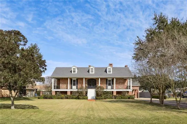 67 ELMWOOD DR, Destrehan, LA 70047