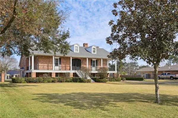 67 ELMWOOD DR, Destrehan, LA 70047