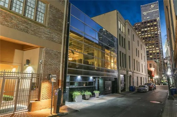 422 NATCHEZ ST, New Orleans, LA 70130