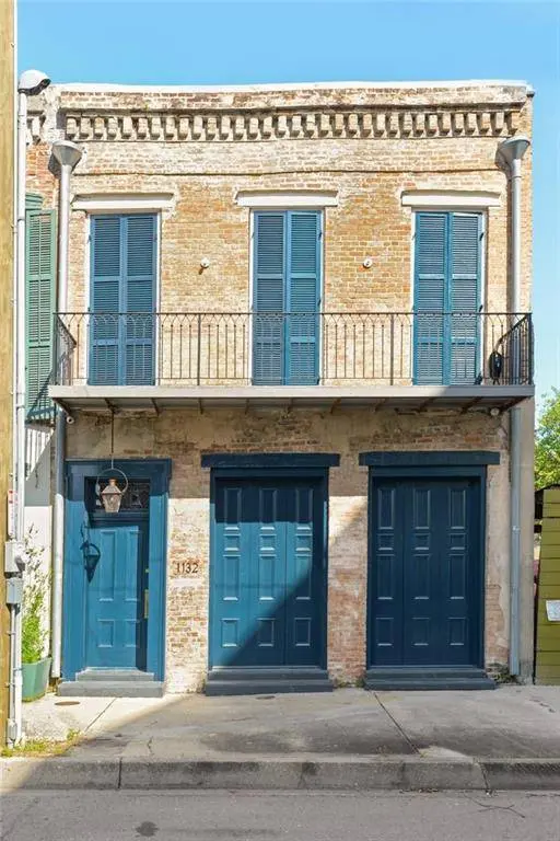 1132 TCHOUPITOULAS ST, New Orleans, LA 70130